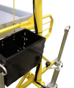 86.3000_02_luggage-container-with-chainsaw-holder-ironbaltic